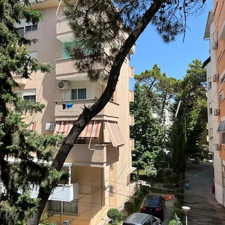 Garden Paradise Golem Apartment